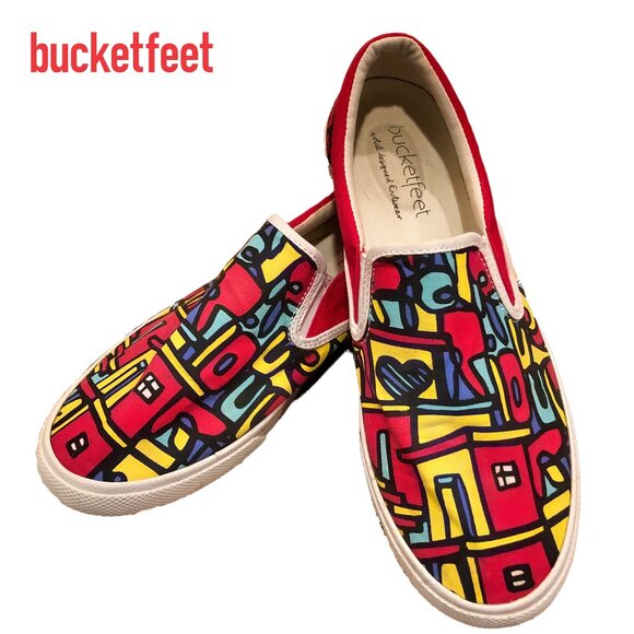 Bucket Feet Shoes - Red Abstract Design Bucketfeet Sneakers, Sz 7, EUC